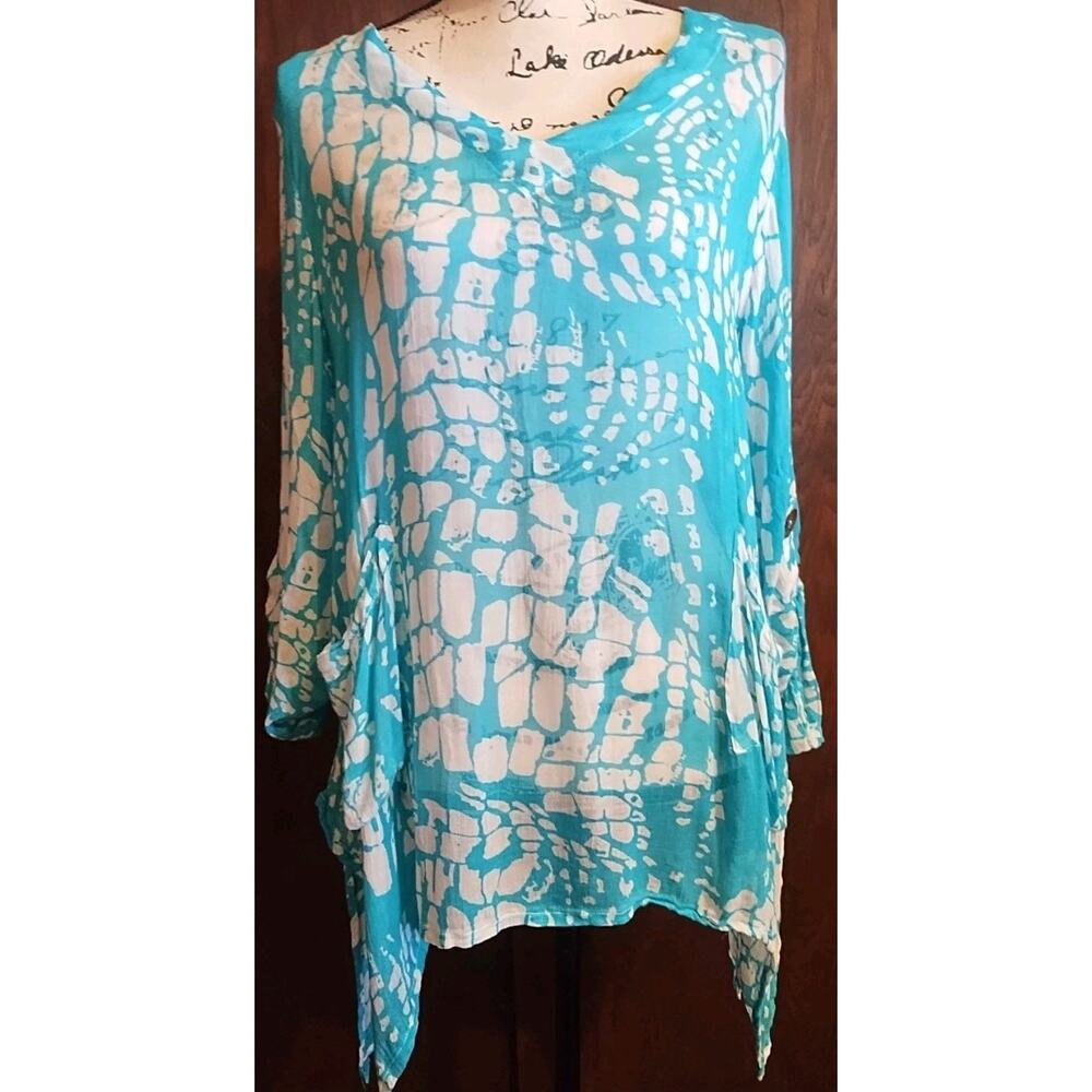 Indigo Soul Size Medium White Blue Cover Up Beach lightweight pockets coastal